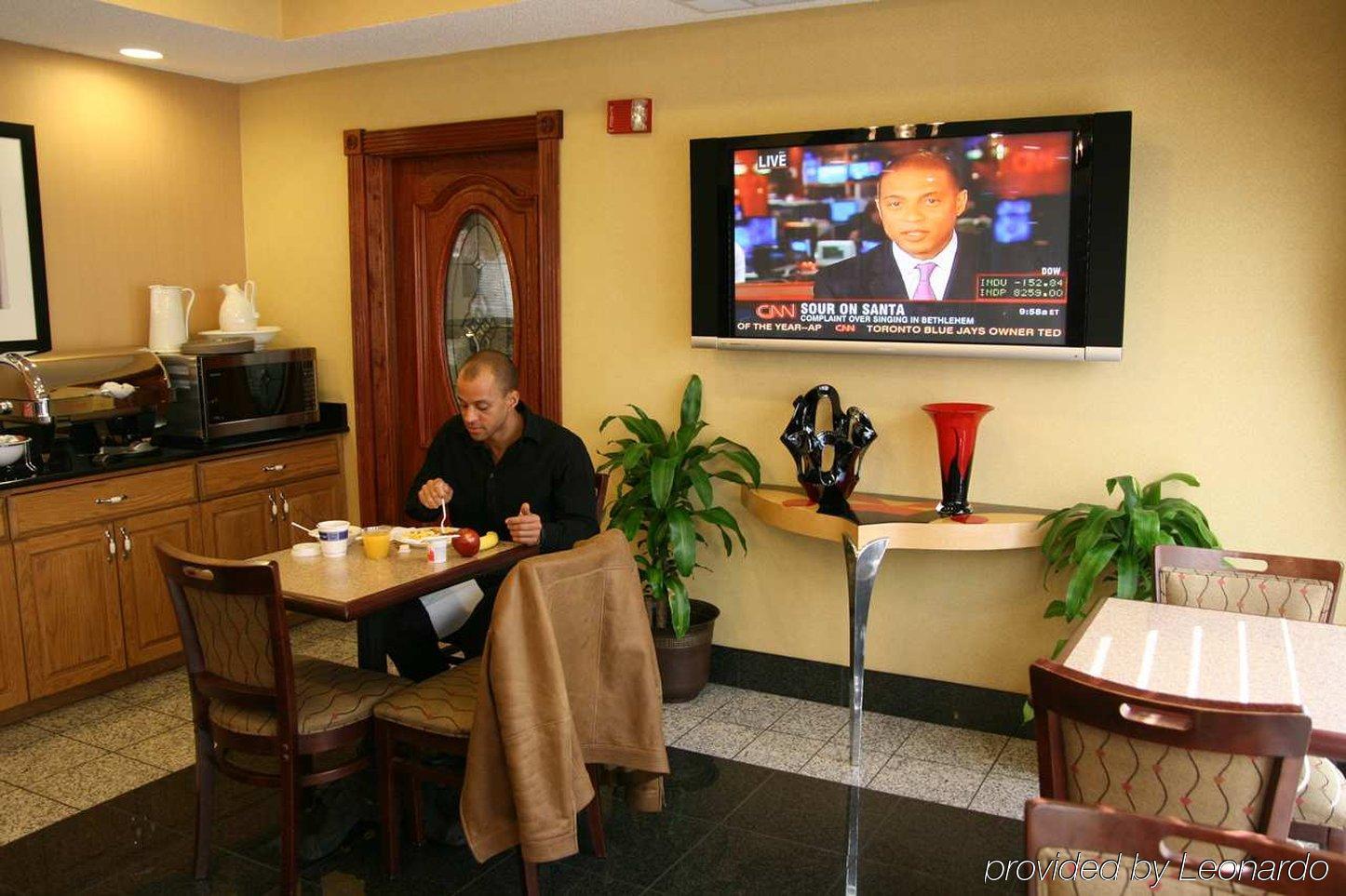 Comfort Inn Blue Ash North Restoran gambar